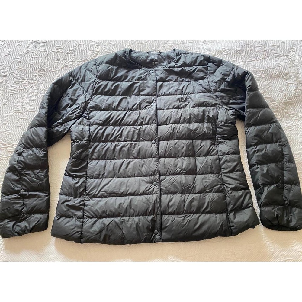 Uniqlo Ultra Light Down Puffer Jacket Snap Pockets Travel s65